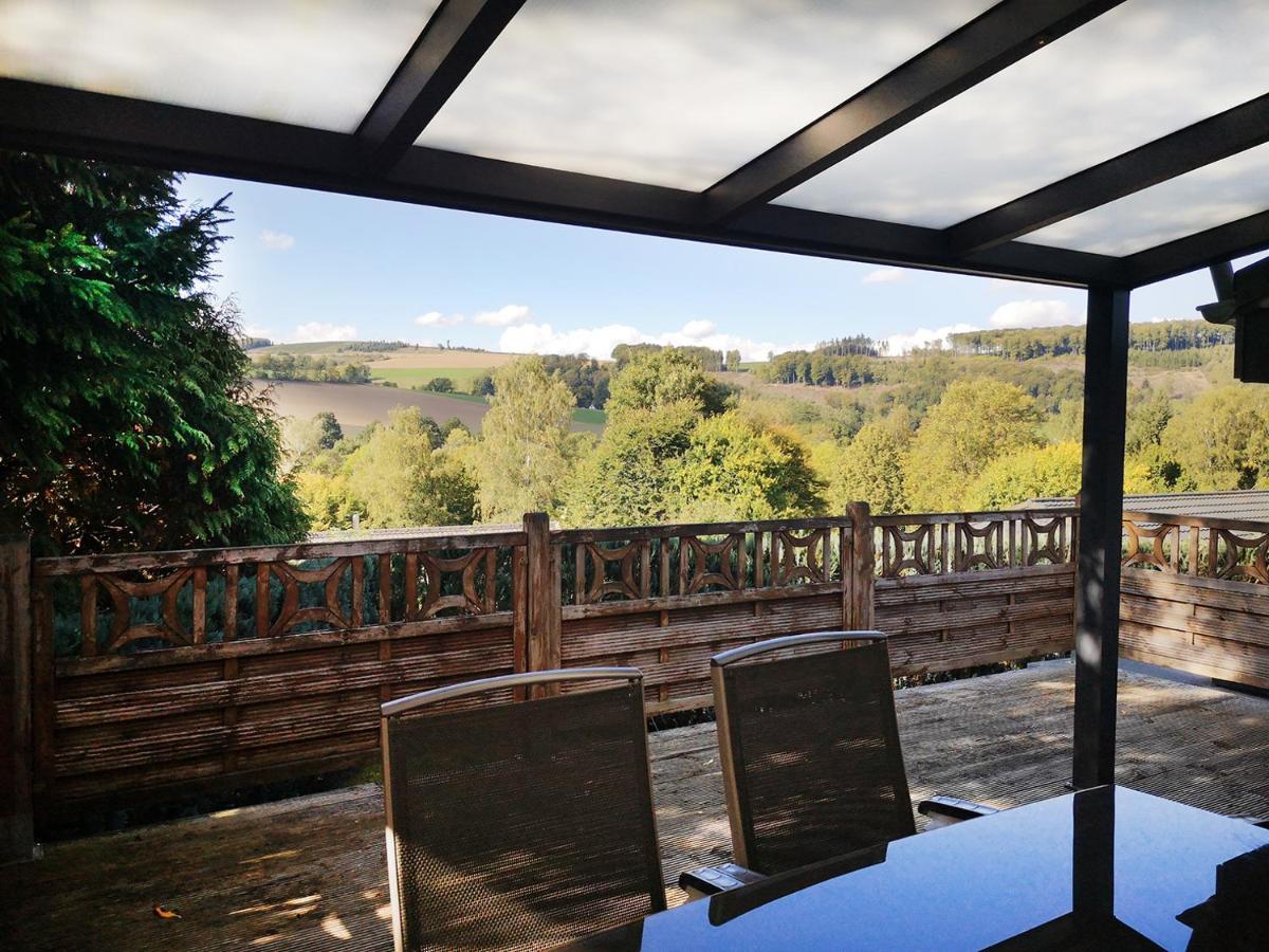 Ferienhaus Dana Meschede Bagian luar foto